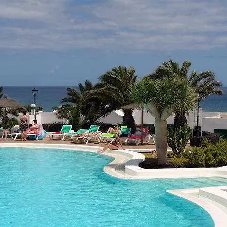 Costa Sal فندق